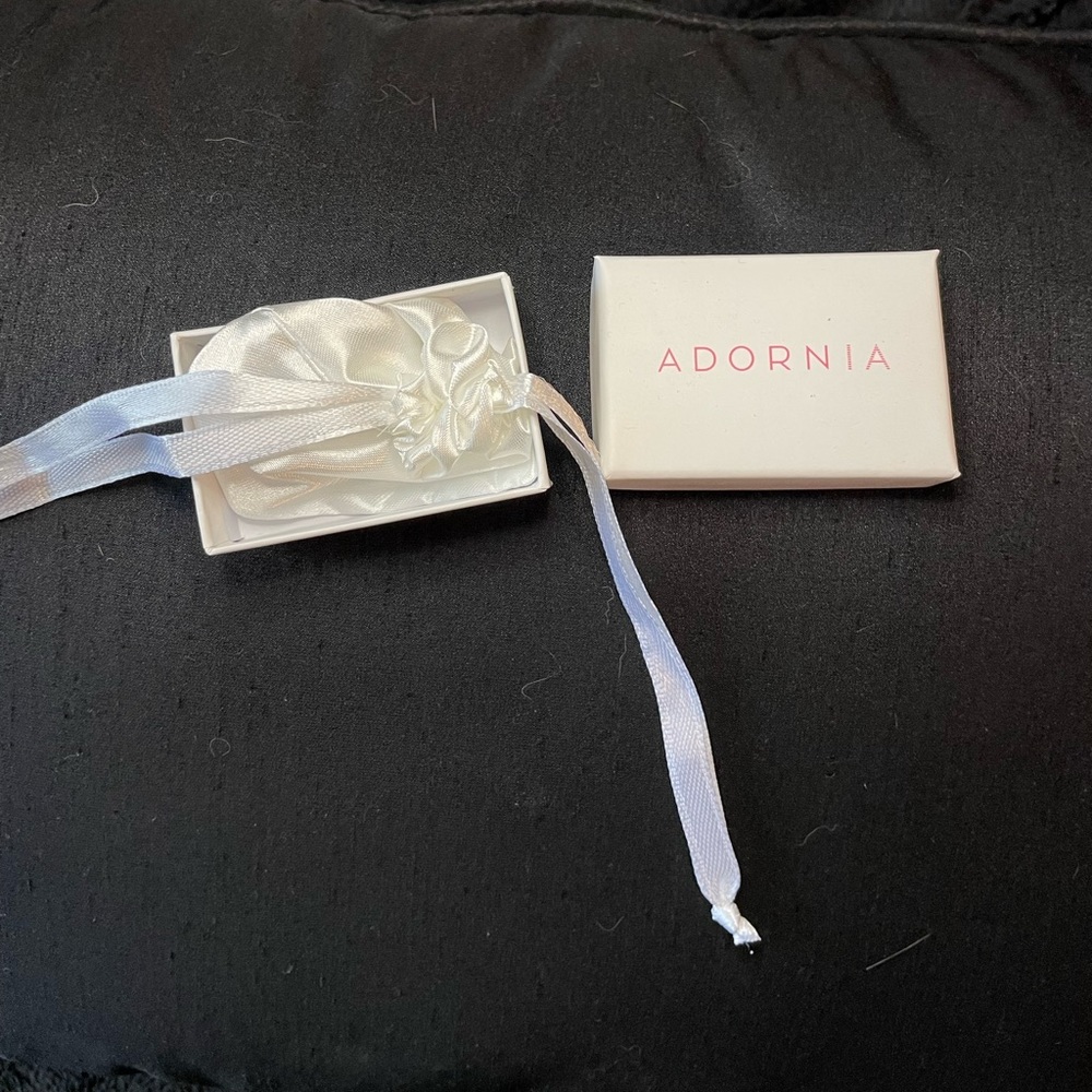 💥NWT💥 Adornia Floating Freshwater Pearl Halo Necklace - Picture 2 of 4